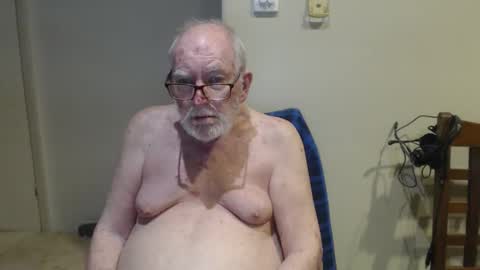 capt5105 online show from November 18, 6:44 pm