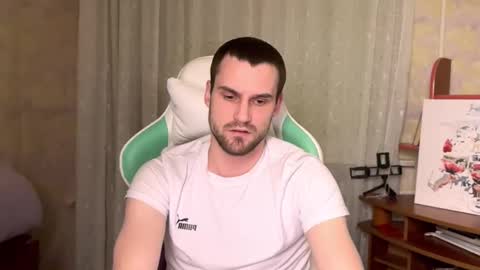 Cari online show from November 26, 7:50 pm