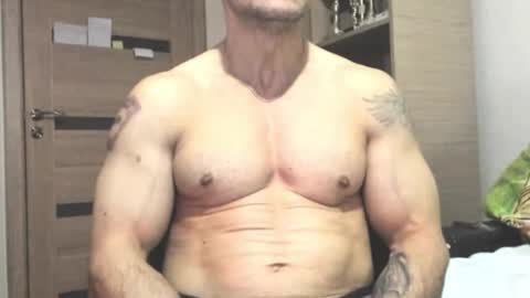 Laz online show from October 25, 9:38 pm