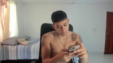 Snapshot of carlitosex09 chatting on September 14, 1:57 pm master online show from September 14, 1:57 pm