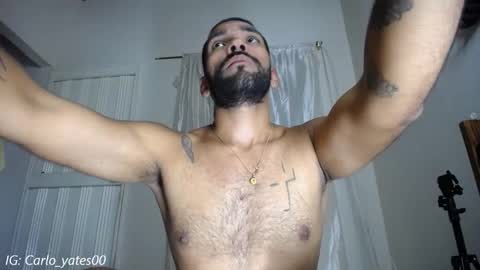 Snapshot of carlo_yates27 chatting on December 22, 9:20 pm carlo yates thx for help me to reach 100 thumps up online show from December 22, 9:20 pm