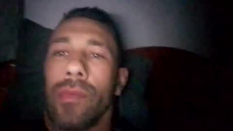 carloscadiz11 online show from December 15, 11:46 pm