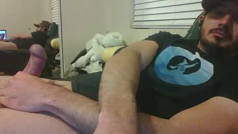 Snapshot of carloxxx24 chatting on December 4, 5:05 am DBX online show from December 4, 5:05 am