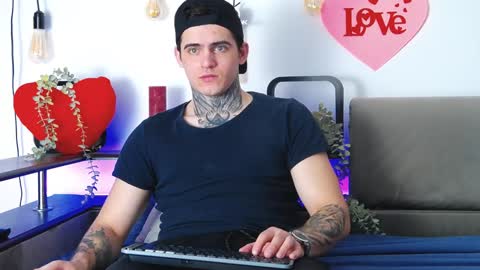 Snapshot of carter_reos chatting on February 6, 7:02 am Carter online show from February 6, 7:02 am