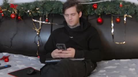 Snapshot of carter_reos chatting on December 27, 8:02 am Carter online show from December 27, 8:02 am