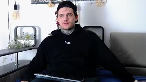 Snapshot of carter_reos chatting on March 3, 1:26 pm Carter online show from March 3, 1:26 pm