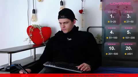 Snapshot of carter_reos chatting on February 13, 7:35 am Carter online show from February 13, 7:35 am