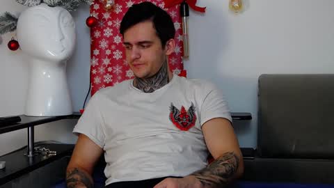 Snapshot of carter_reos chatting on December 8, 11:24 am Carter online show from December 8, 11:24 am