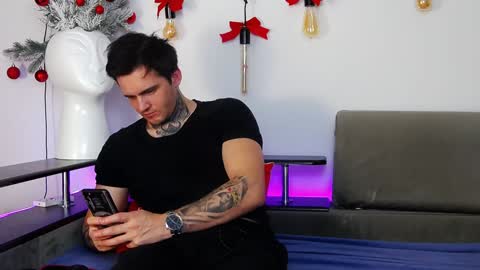 Snapshot of carter_reos chatting on December 19, 8:24 am Carter online show from December 19, 8:24 am