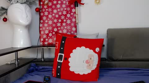 Snapshot of carter_reos chatting on December 13, 1:44 pm Carter online show from December 13, 1:44 pm