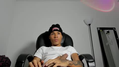 Snapshot of carterbrownbbc chatting on October 10, 3:17 pm Carter online show from October 10, 3:17 pm