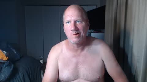 Snapshot of casinocam chatting on September 10, 2:54 am CasinoCam online show from September 10, 2:54 am