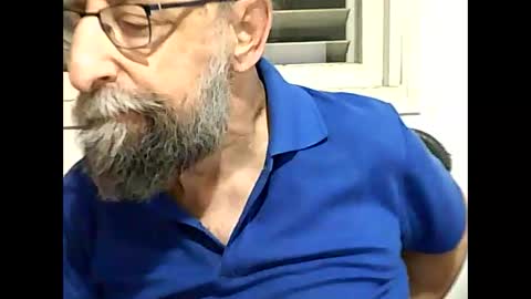 casual53 online show from December 9, 3:18 am