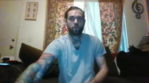 Snapshot of casualfrank chatting on October 1, 9:41 pm CasualFun online show from October 1, 9:41 pm