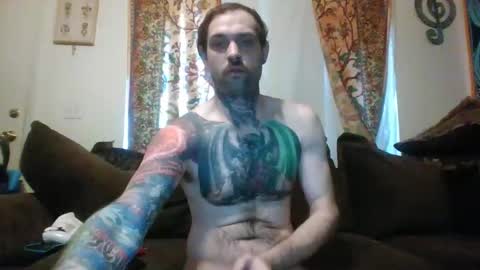Snapshot of casualfrank chatting on February 7, 5:18 pm CasualFun online show from February 7, 5:18 pm