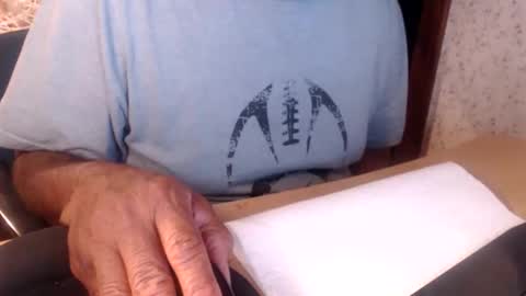 cazzsper2005 online show from October 29, 5:32 am