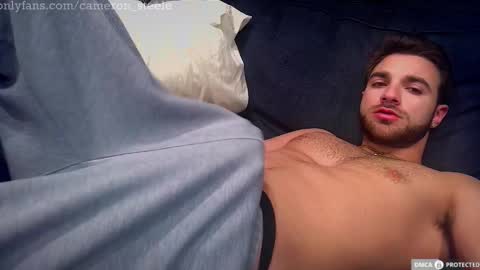 Snapshot of cb45632 chatting on January 3, 11:01 pm Cameron online show from January 3, 11:01 pm