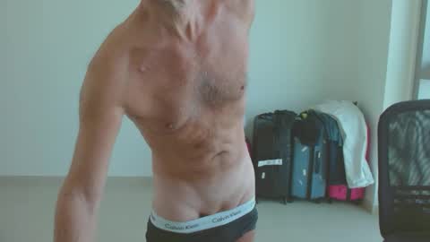 ch400 online show from December 17, 9:39 am