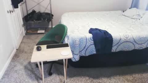 Chuck online show from February 15, 12:35 pm