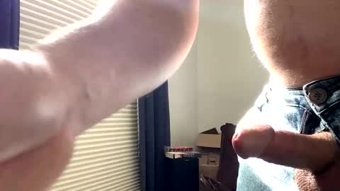 Chad online show from March 16, 5:06 pm