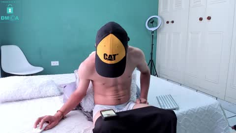 Snapshot of chandler_kenji chatting on January 9, 4:28 pm Kenji online show from January 9, 4:28 pm