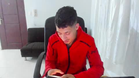 Snapshot of chandler_kenji chatting on September 15, 4:25 am Kenji online show from September 15, 4:25 am