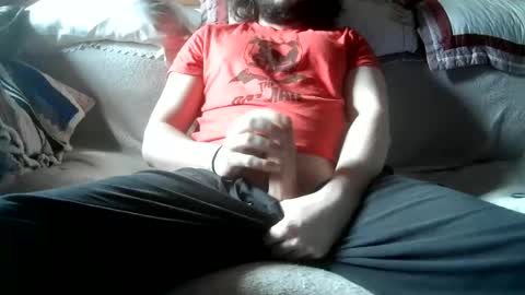 Snapshot of chaosguy33 chatting on January 11, 9:57 am Guy online show from January 11, 9:57 am