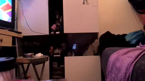 chapy38 online show from April 23, 12:29 pm