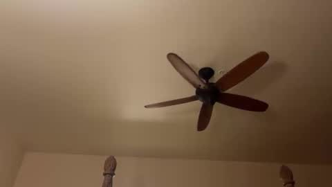 charles4002 online show from February 6, 1:57 am