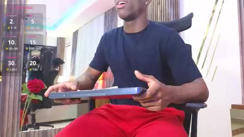 charlesbrown_ online show from November 13, 4:44 pm