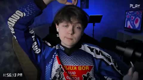 lynxy online show from November 17, 8:56 pm