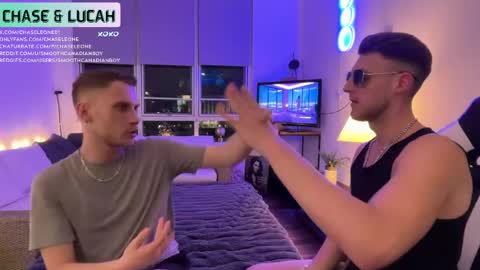 SmoothCanadianBoy online show from April 23, 12:48 am