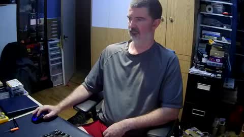 wanaBeYourToy online show from November 20, 11:42 am