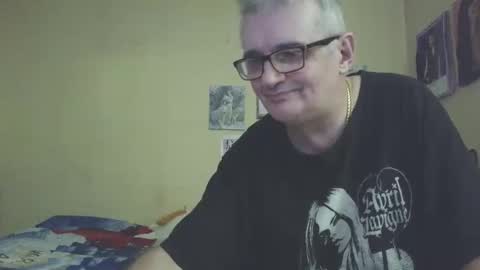 lee online show from October 7, 6:45 pm