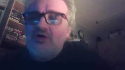 lee online show from February 19, 6:26 pm