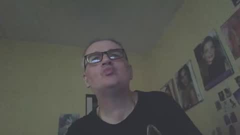 lee online show from September 18, 12:40 pm