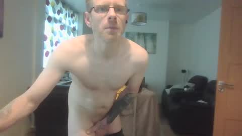 cheeky19841 online show from December 23, 10:21 am