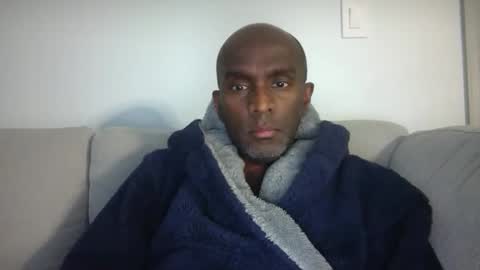 chenthu1979 online show from April 26, 10:45 am