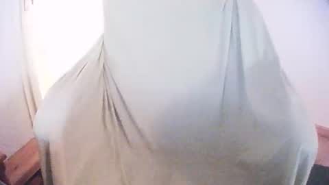 Snapshot of cheslongss chatting on February 28, 8:53 am Ches Long online show from February 28, 8:53 am