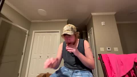 chevycamaro1978 online show from December 28, 7:22 am