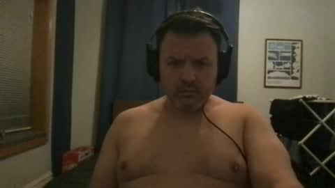 chicagoguy7183 online show from April 2, 5:16 am