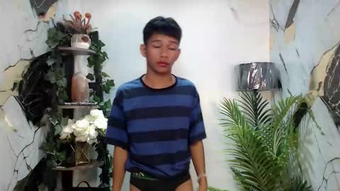 chick_renz online show from September 30, 6:33 pm