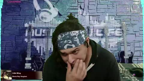 Enrique online show from January 3, 10:19 pm