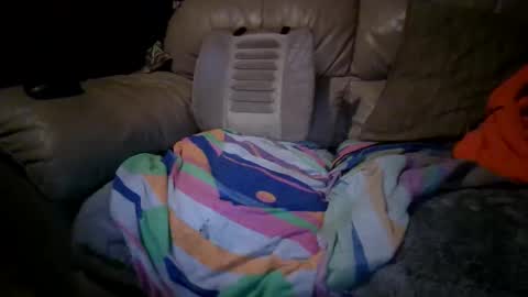 chippy70 online show from April 10, 3:57 am