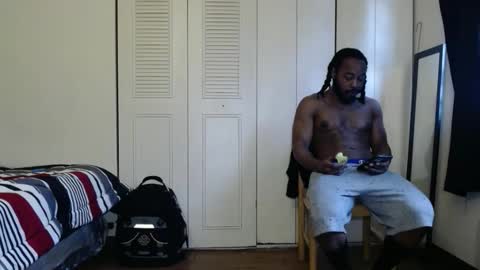 Antonio Brown online show from April 21, 3:18 pm