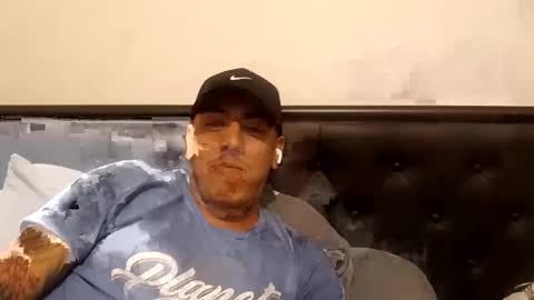 cholo4343 online show from October 10, 1:32 am