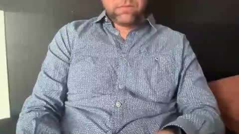 chris13abcd online show from April 21, 10:32 am