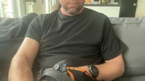 Snapshot of chris13abcd chatting on March 11, 2:29 pm chris13abcd online show from March 11, 2:29 pm