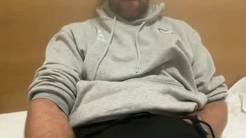 chris13abcd online show from December 16, 11:06 am