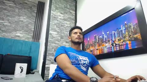 chris_dick2 online show from February 17, 4:00 am